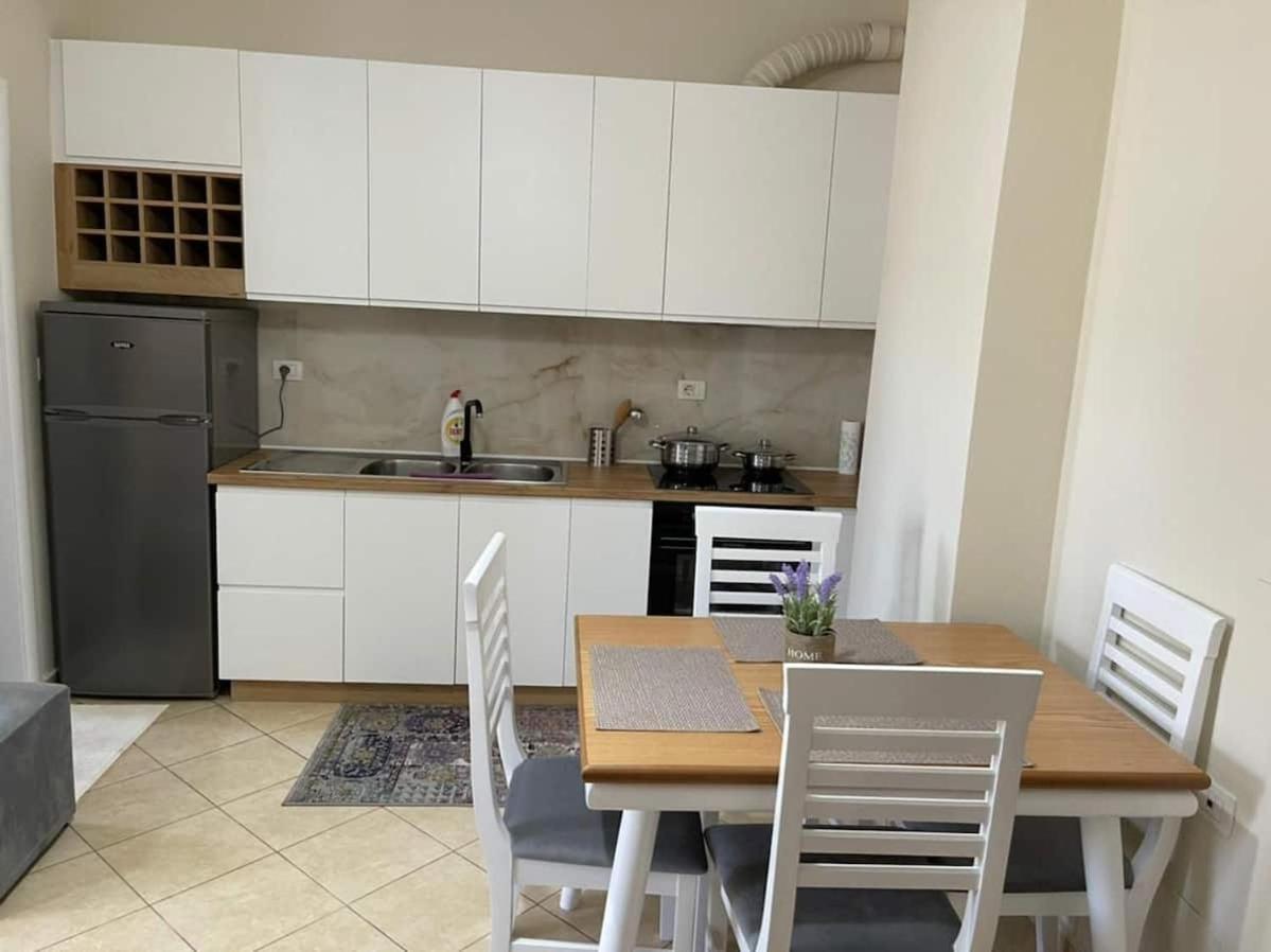 Appartement Joni Vlorë